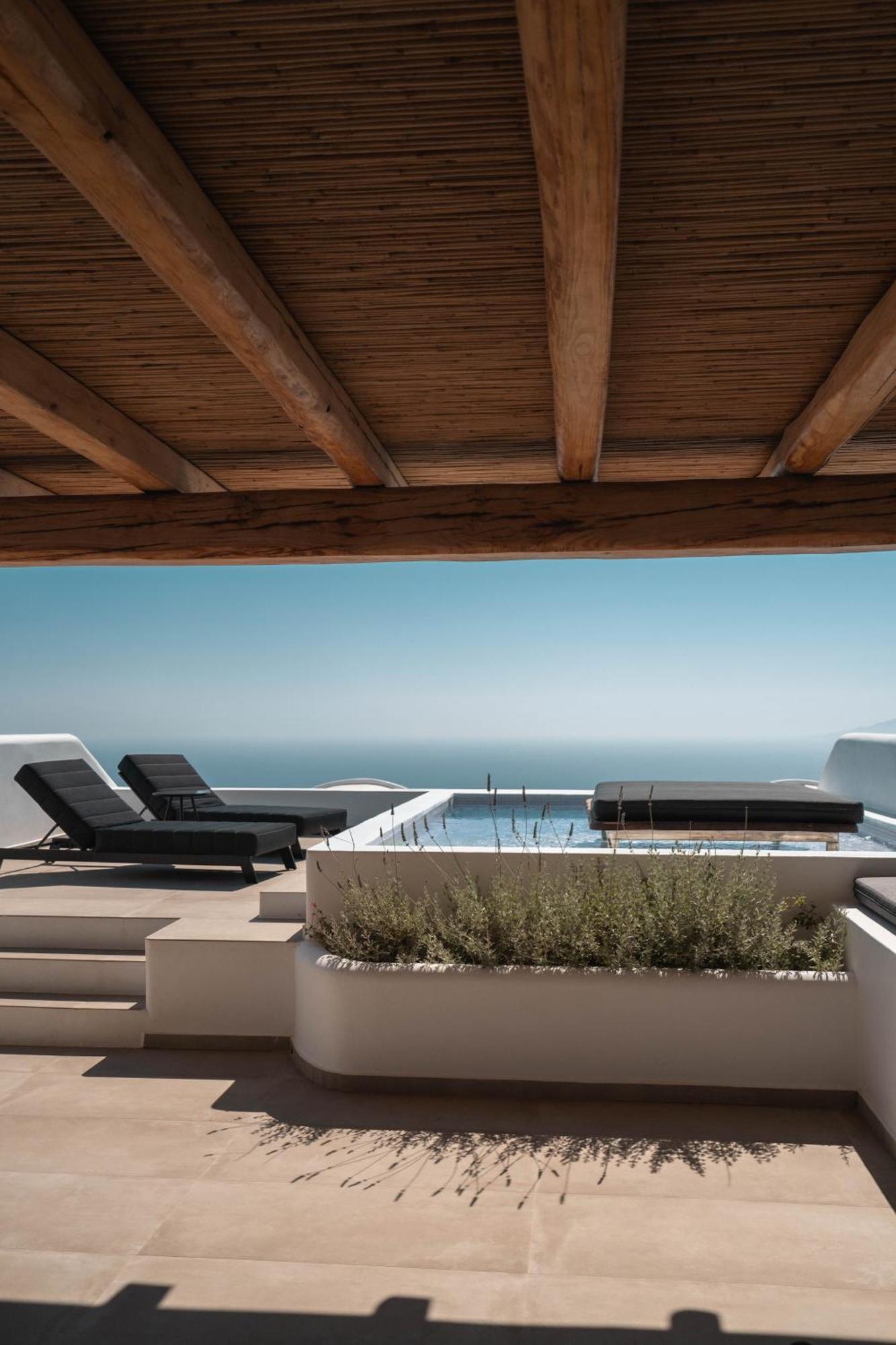 Nero Suites By Nomee Hospitality Group Imerovigli  Exterior photo
