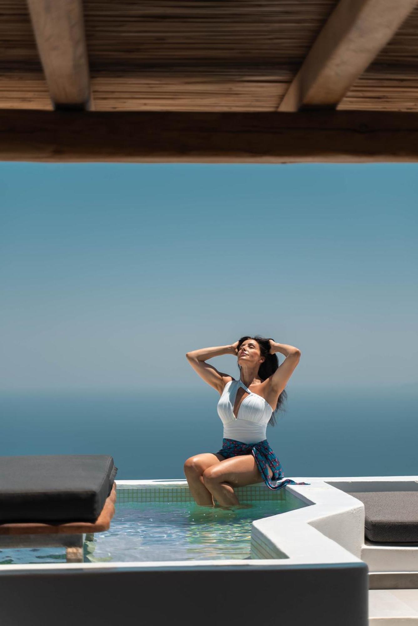 Nero Suites By Nomee Hospitality Group Imerovigli  Exterior photo