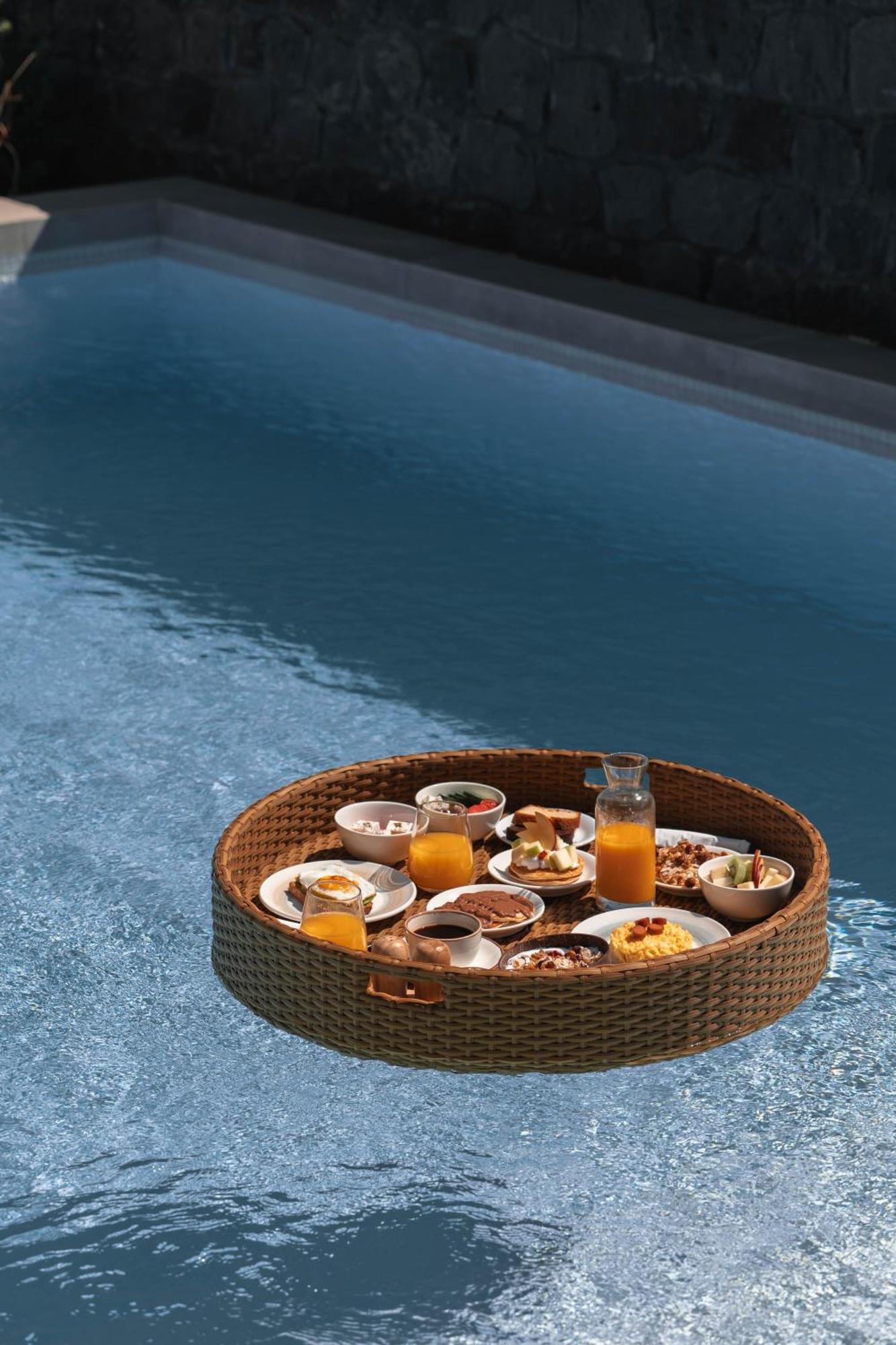 Nero Suites By Nomee Hospitality Group Imerovigli  Exterior photo