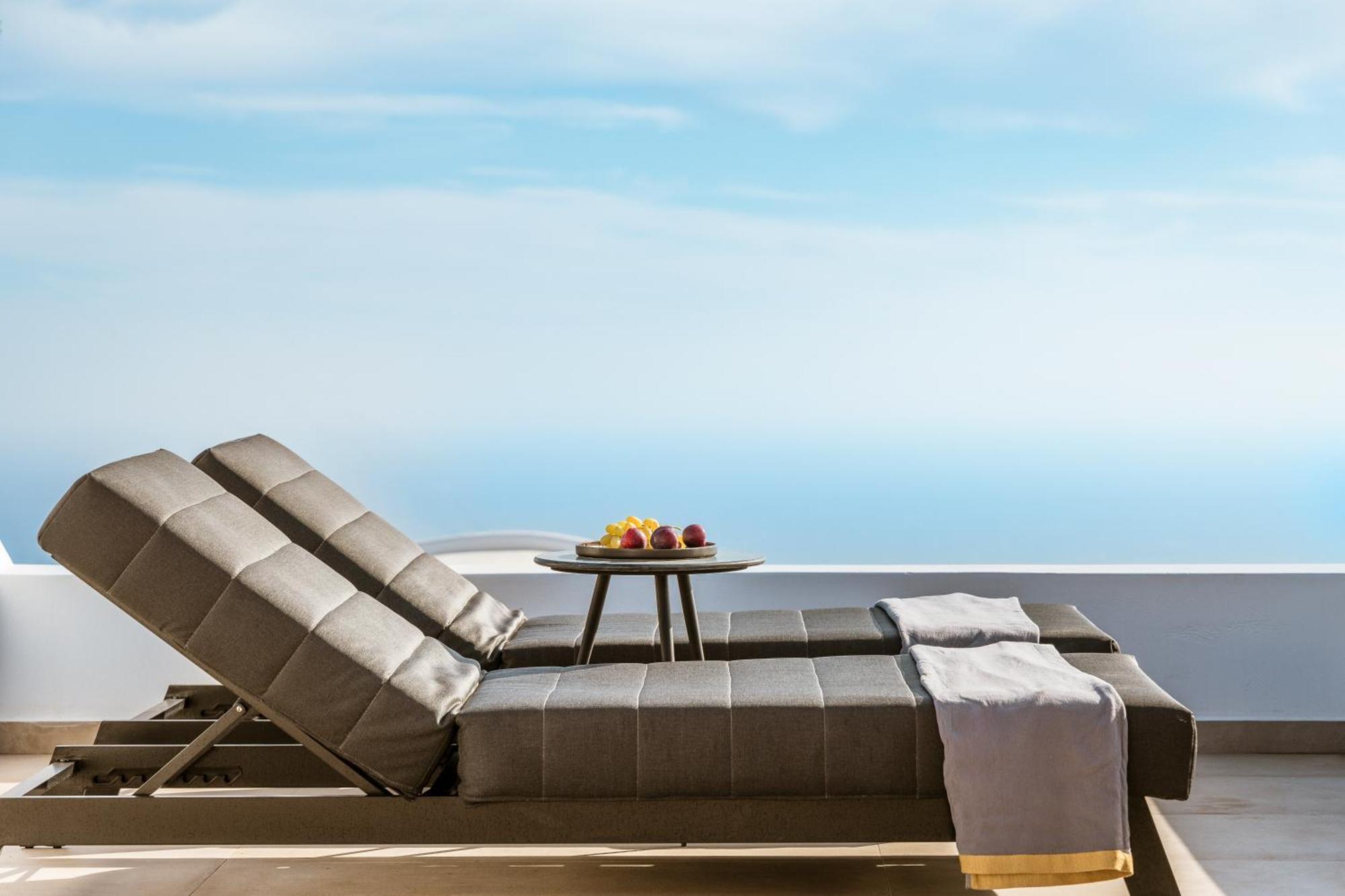 Nero Suites By Nomee Hospitality Group Imerovigli  Exterior photo
