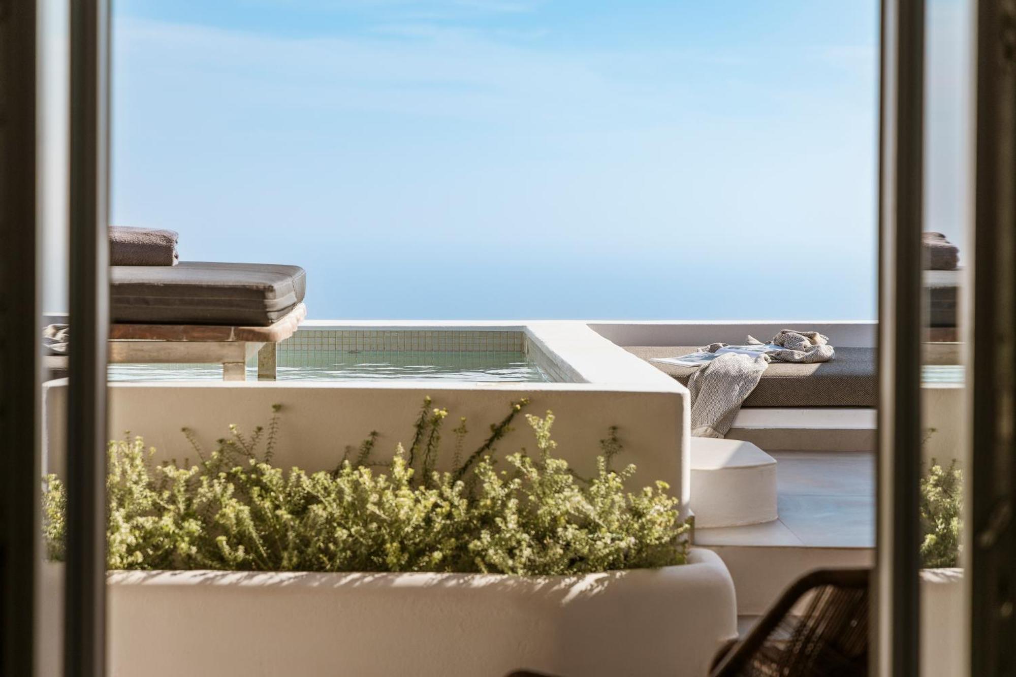 Nero Suites By Nomee Hospitality Group Imerovigli  Exterior photo